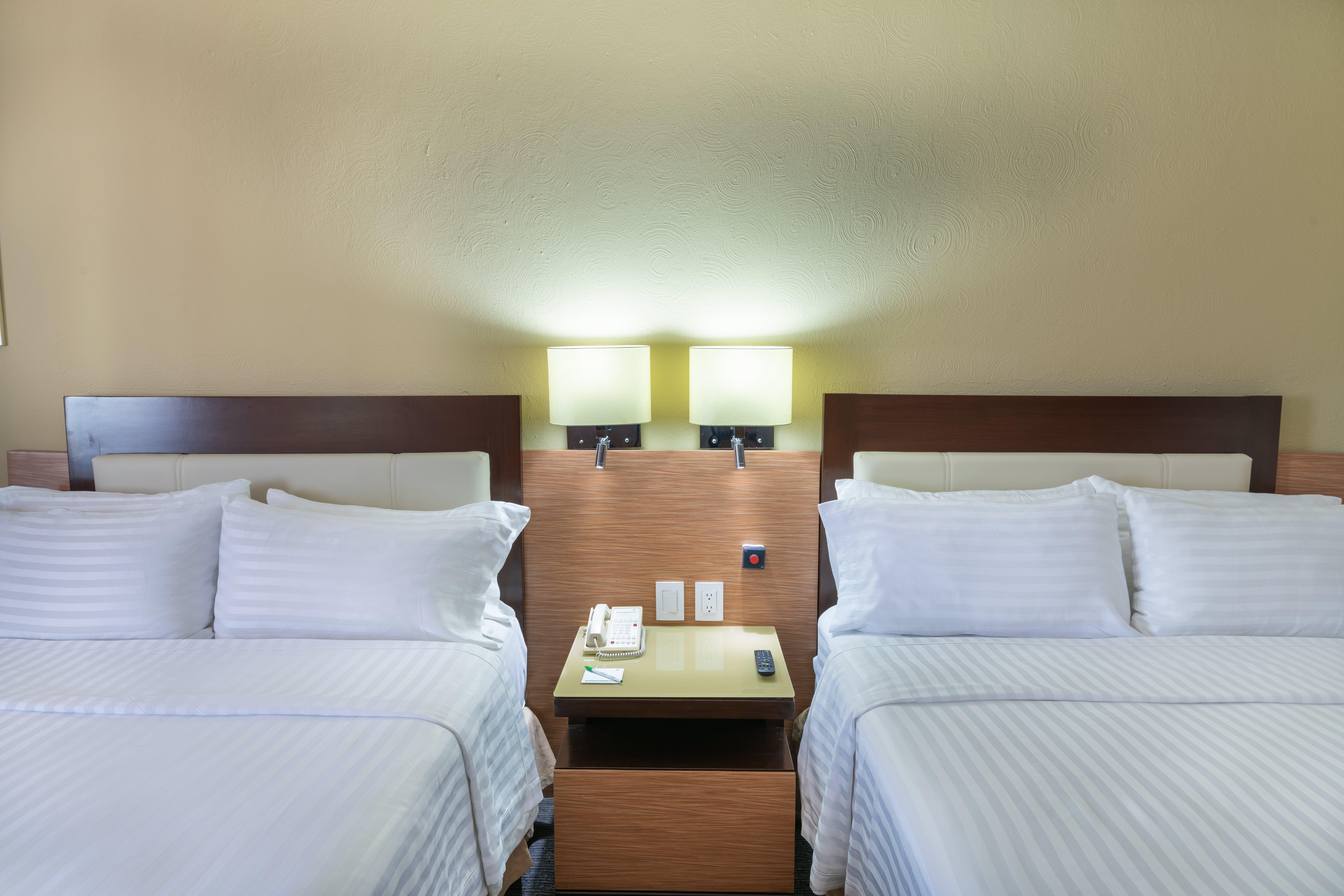 Holiday Inn Guadalajara Select By Ihg מראה חיצוני תמונה