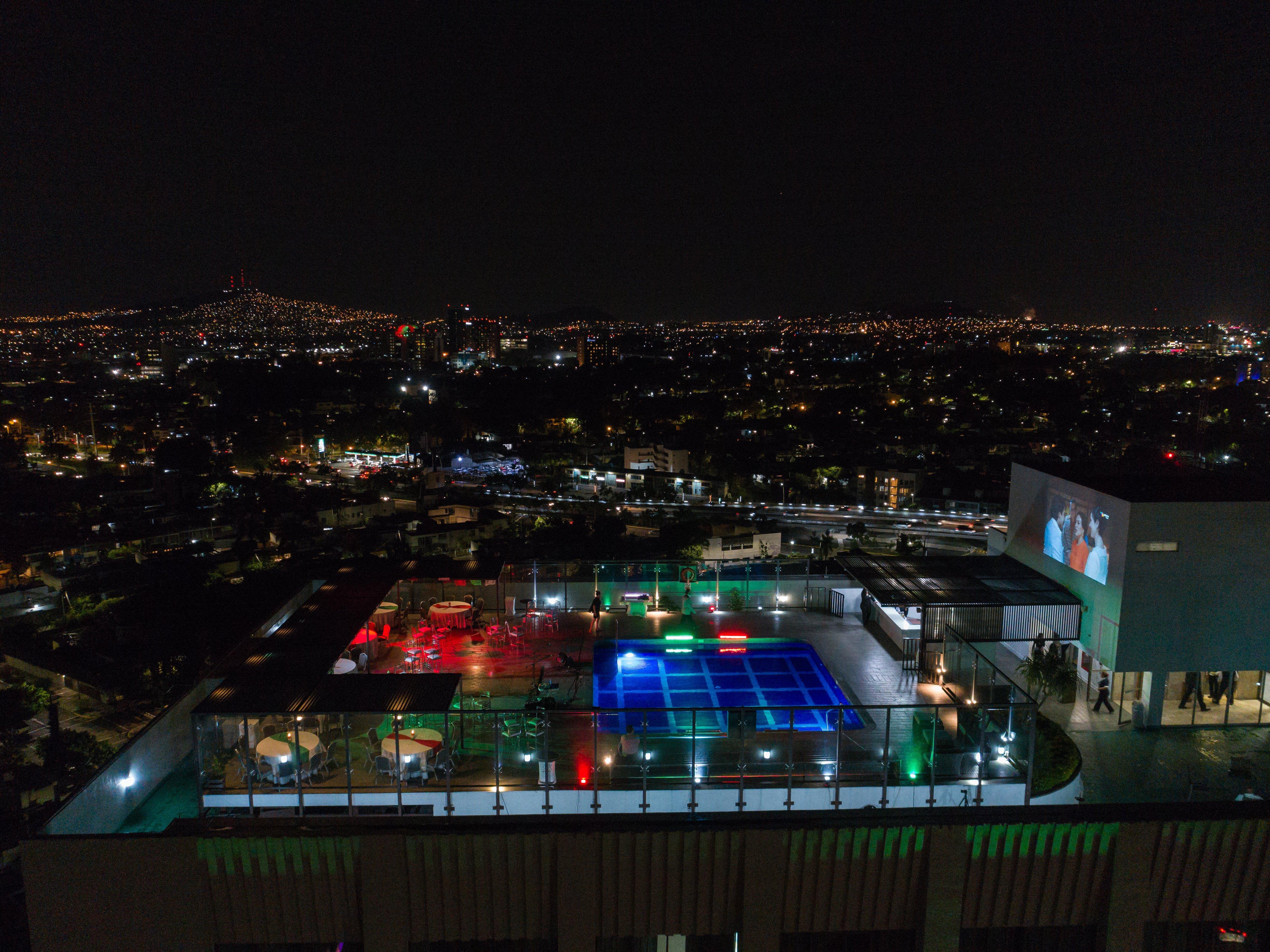 Holiday Inn Guadalajara Select By Ihg מראה חיצוני תמונה