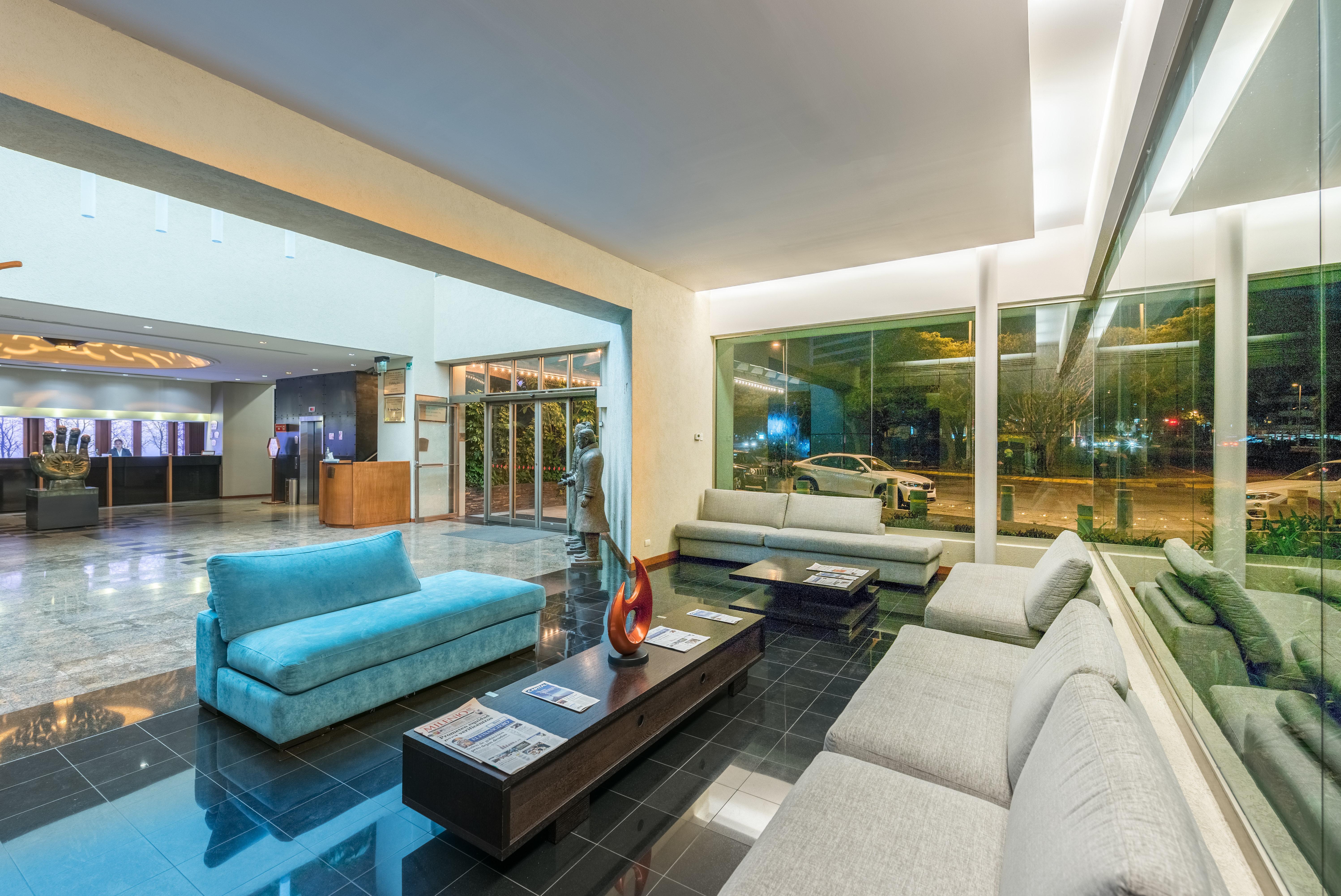 Holiday Inn Guadalajara Select By Ihg מראה חיצוני תמונה