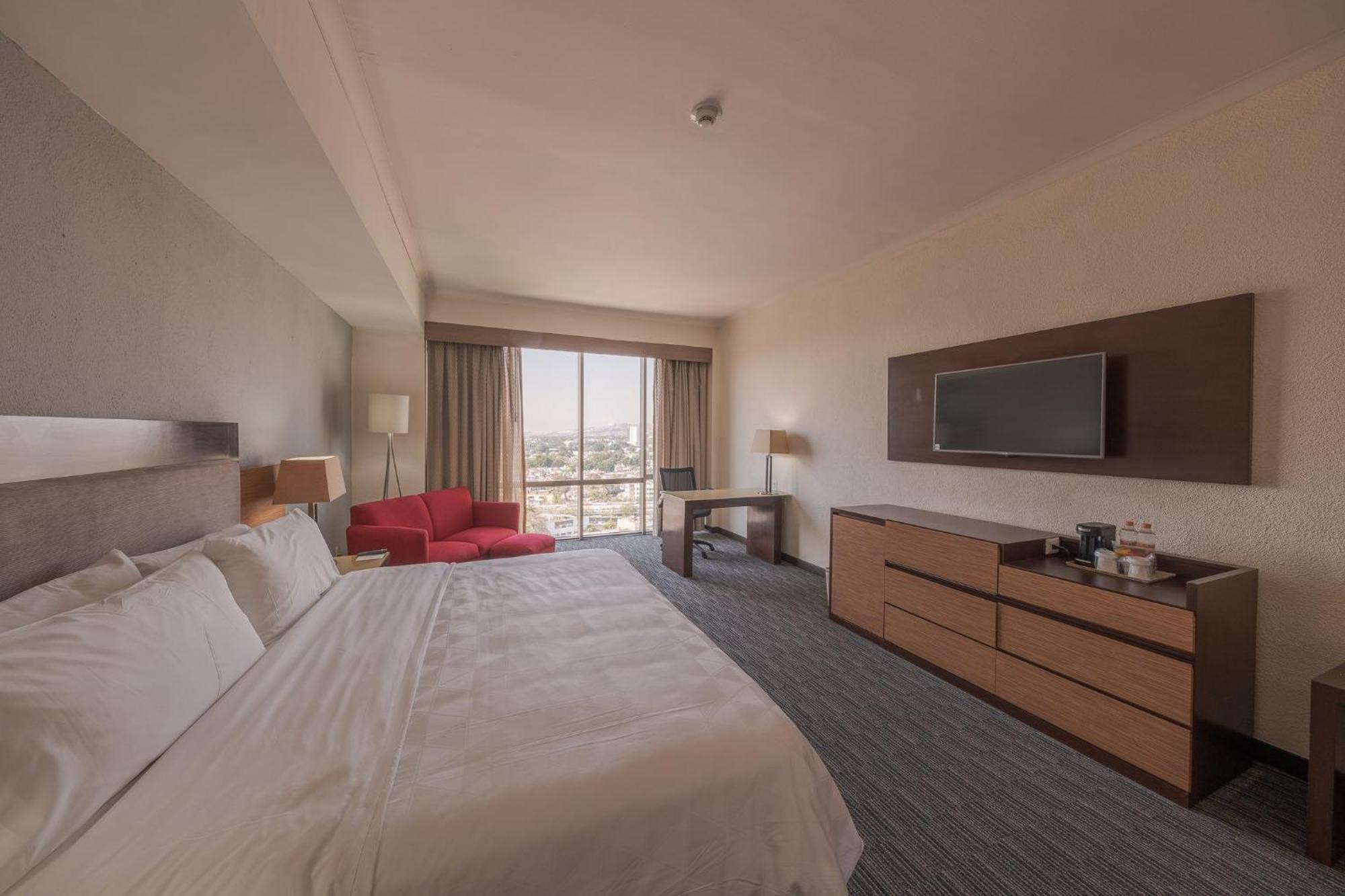 Holiday Inn Guadalajara Select By Ihg מראה חיצוני תמונה